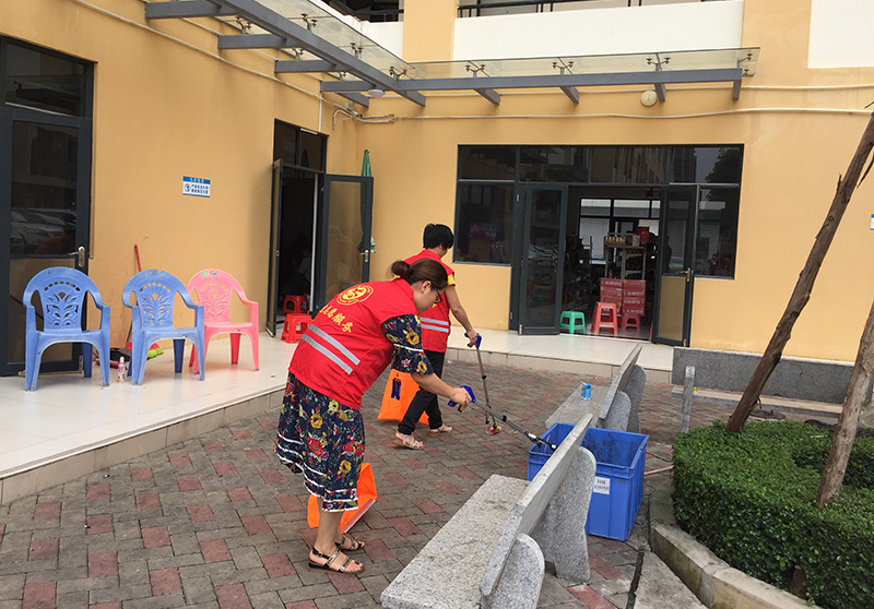 “志愿服务在行动 文明花香满8868体育官网首页入口” —记惠州8868体育官网首页入口“讲文明 爱卫生”志愿服务活动